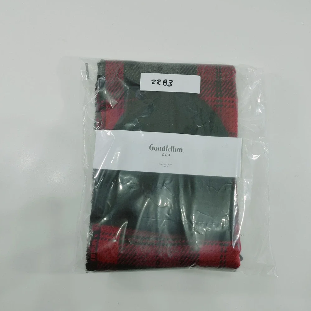 Goodfellow‎ & Co Eco Plaid Scarf and Beanie Set Red Black Gray One Size